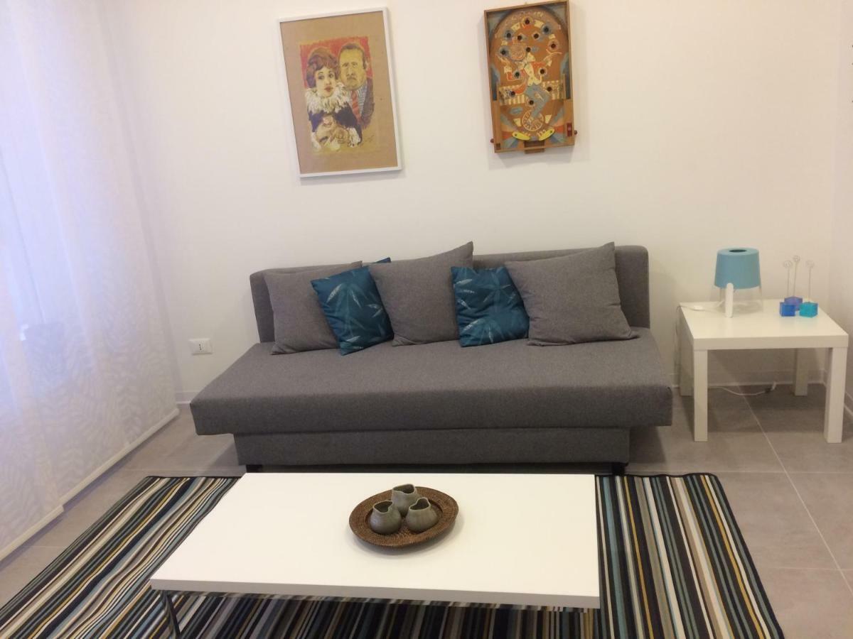 One-Bedroom Apartment,854547209:JPEG